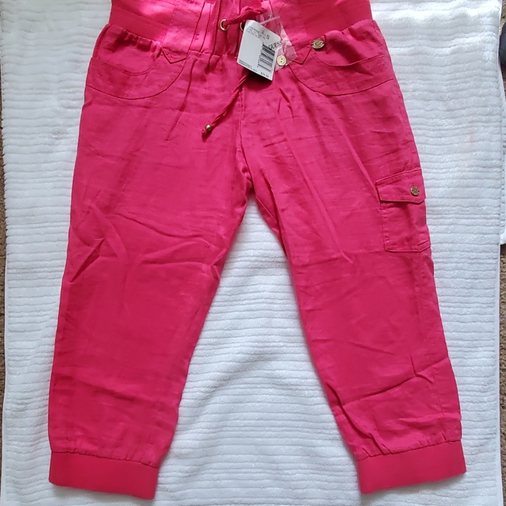 NWT GUESS ? capri pants size S small Electric Rose